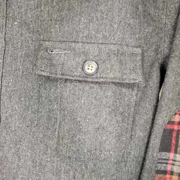 Roark Nordsman Long Sleeve Wool Blend Flannel size Medium - Picture 4 of 7